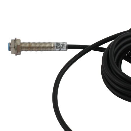 INNOCONT Индуктивный датчик, M8x1, L=49 мм, экранированный, зона срабатывания 1 мм, -25 +60 С, 12…24 VDC, IP65, выход: NPN NO, макс. ток 200 мА, кабель 2 м SL-8N1C
