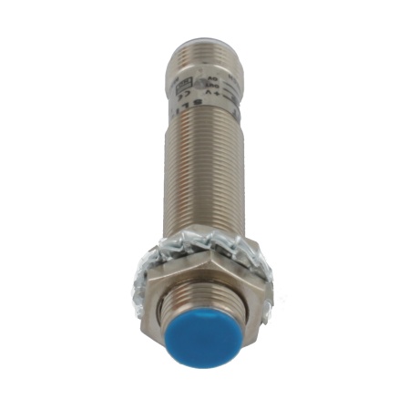 INNOCONT Индуктивный датчик, M12x1, L=61 мм, экранированный, зона срабатывания 2 мм, -25 +60 С, 12…24 VDC, IP67, выход: PNP NO, макс. ток 200 мА, разъем M12 SLI-12P2C